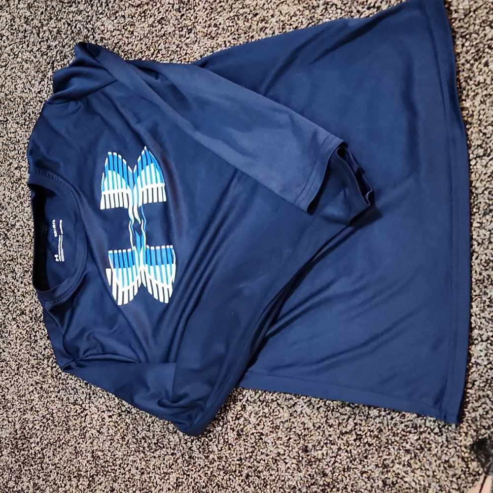 Long sleeved tee